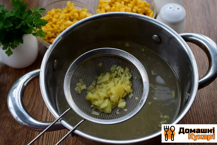 Швидкий курячий суп з кукурудзою і імбиром - фото крок 3