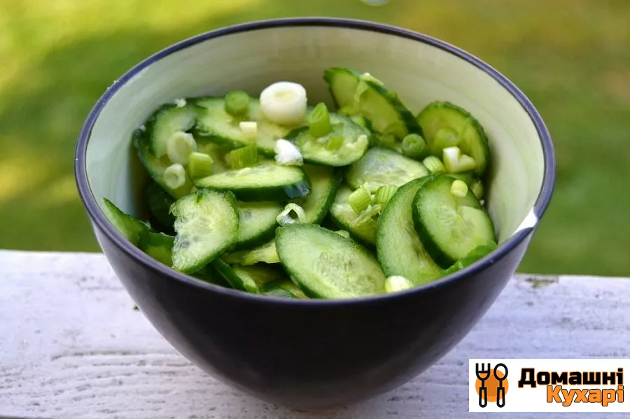 Швидкий салат з огірків - фото крок 4