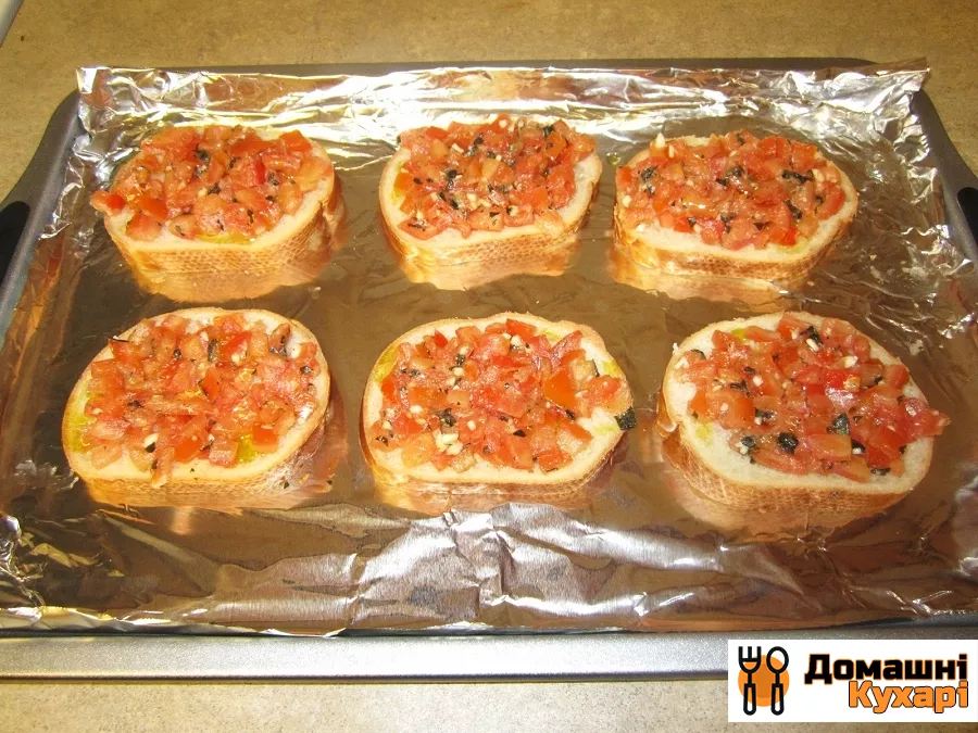 Бутерброди з помідорами в духовці - фото крок 3