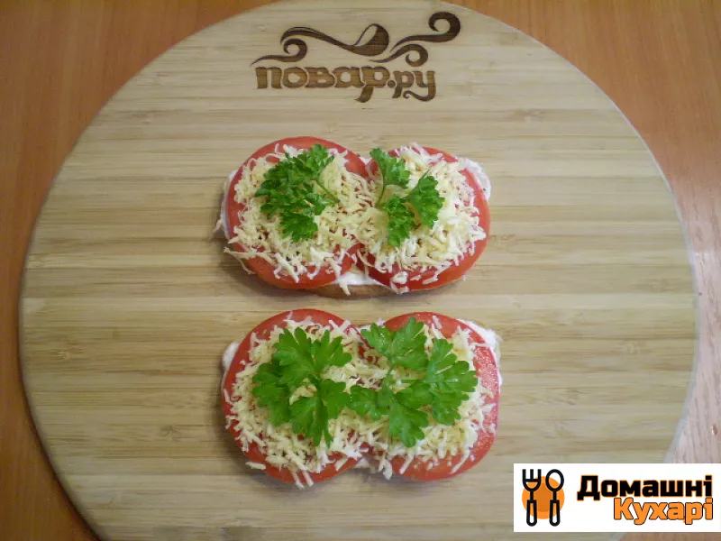 Бутерброди з сиром і помідорами - фото крок 7