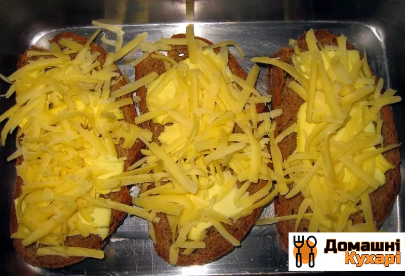 Бутерброди з сиром в духовці - фото крок 3