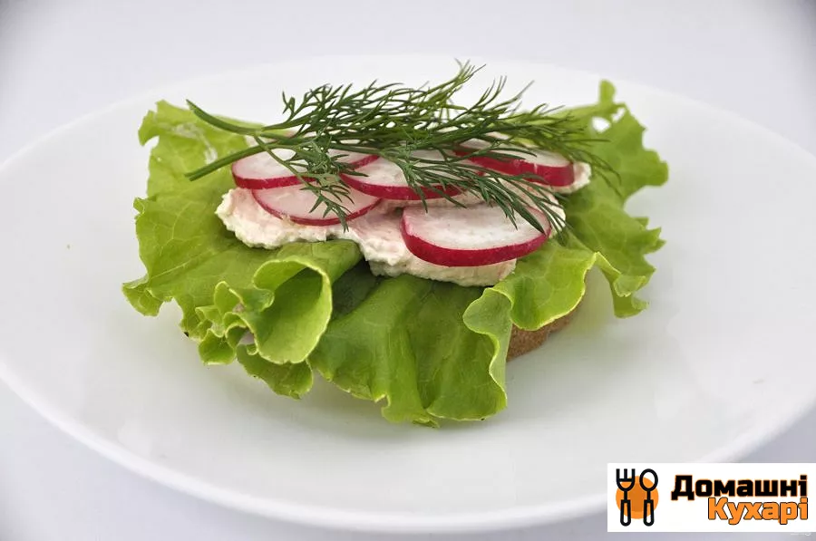 Бутерброди з зеленим салатом - фото крок 3