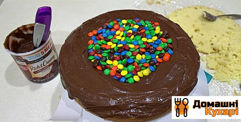 Дитячий торт на День народження - фото крок 4